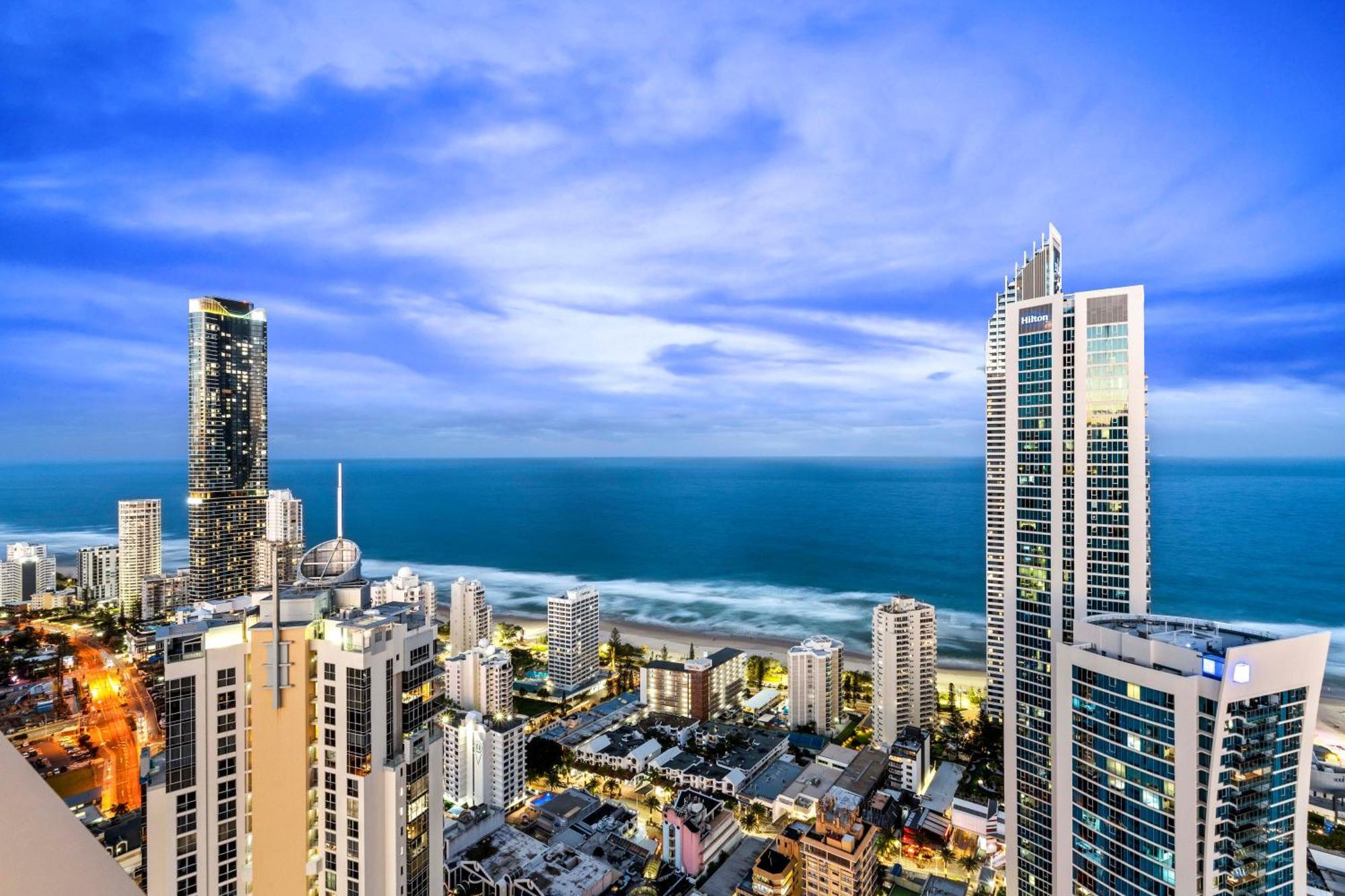Ocean View Apartments With Balcony - Circle On Cavill - Central Location! - Self Contained & Privately Managed โกลด์โคสต์ ภายนอก รูปภาพ