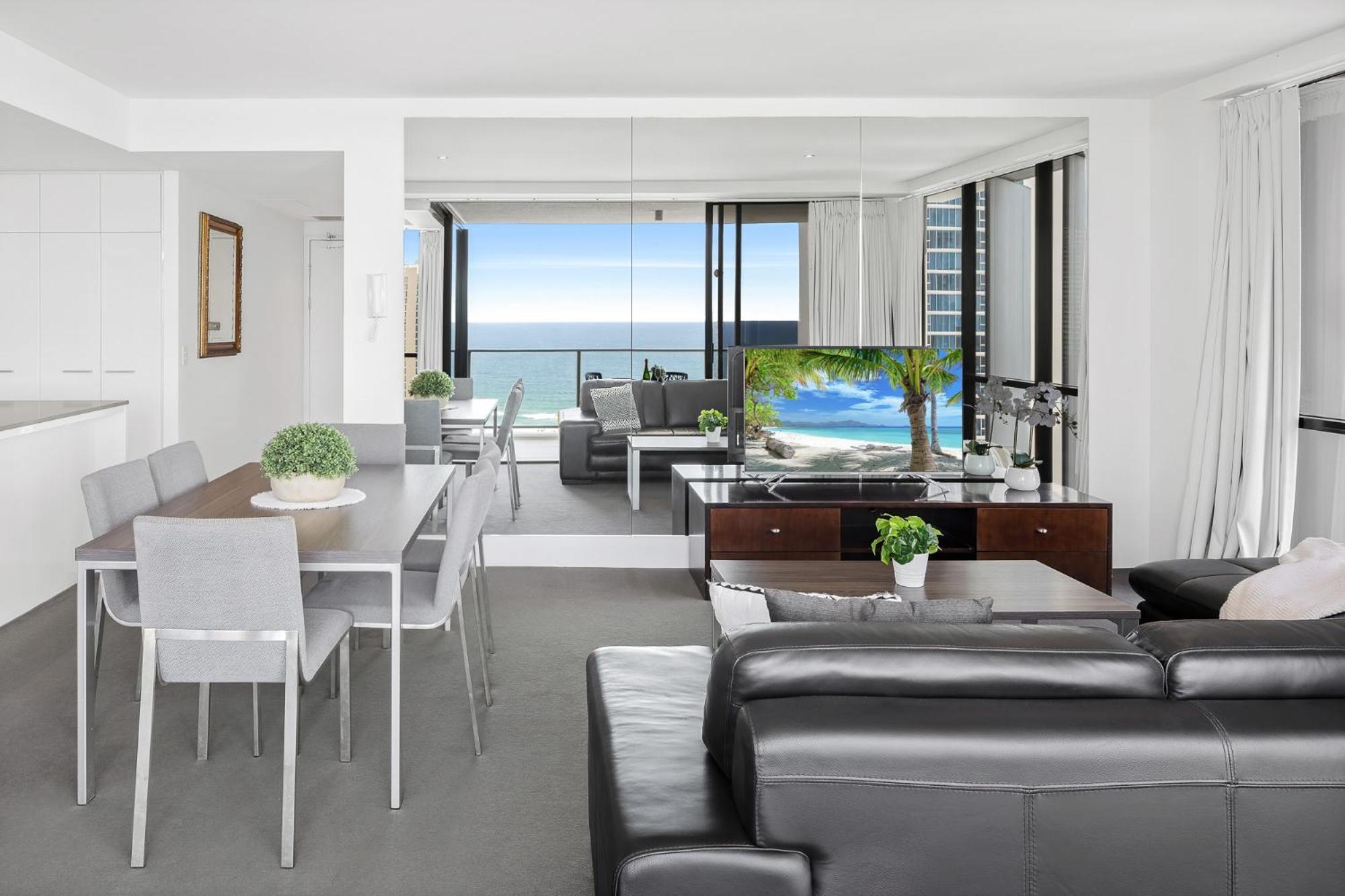 Ocean View Apartments With Balcony - Circle On Cavill - Central Location! - Self Contained & Privately Managed โกลด์โคสต์ ภายนอก รูปภาพ