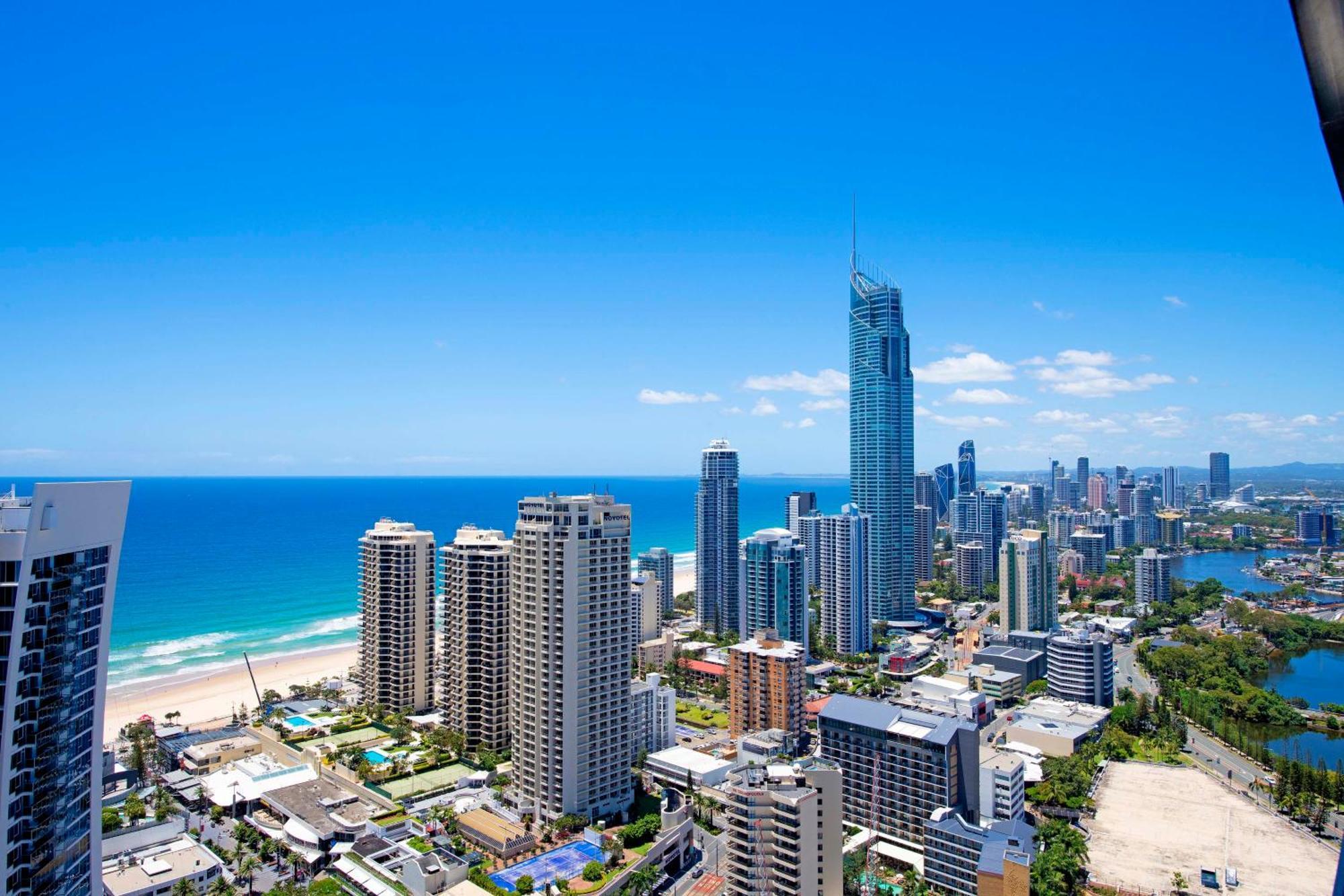 Ocean View Apartments With Balcony - Circle On Cavill - Central Location! - Self Contained & Privately Managed โกลด์โคสต์ ภายนอก รูปภาพ