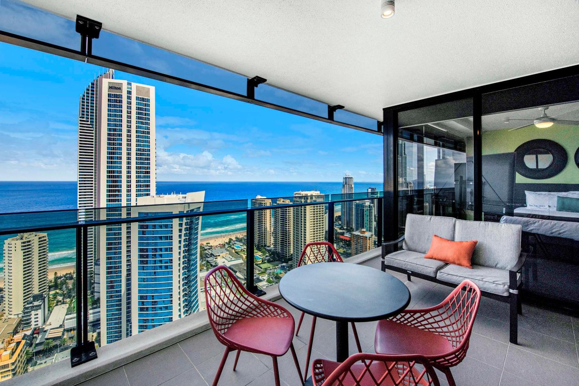 Ocean View Apartments With Balcony - Circle On Cavill - Central Location! - Self Contained & Privately Managed โกลด์โคสต์ ภายนอก รูปภาพ