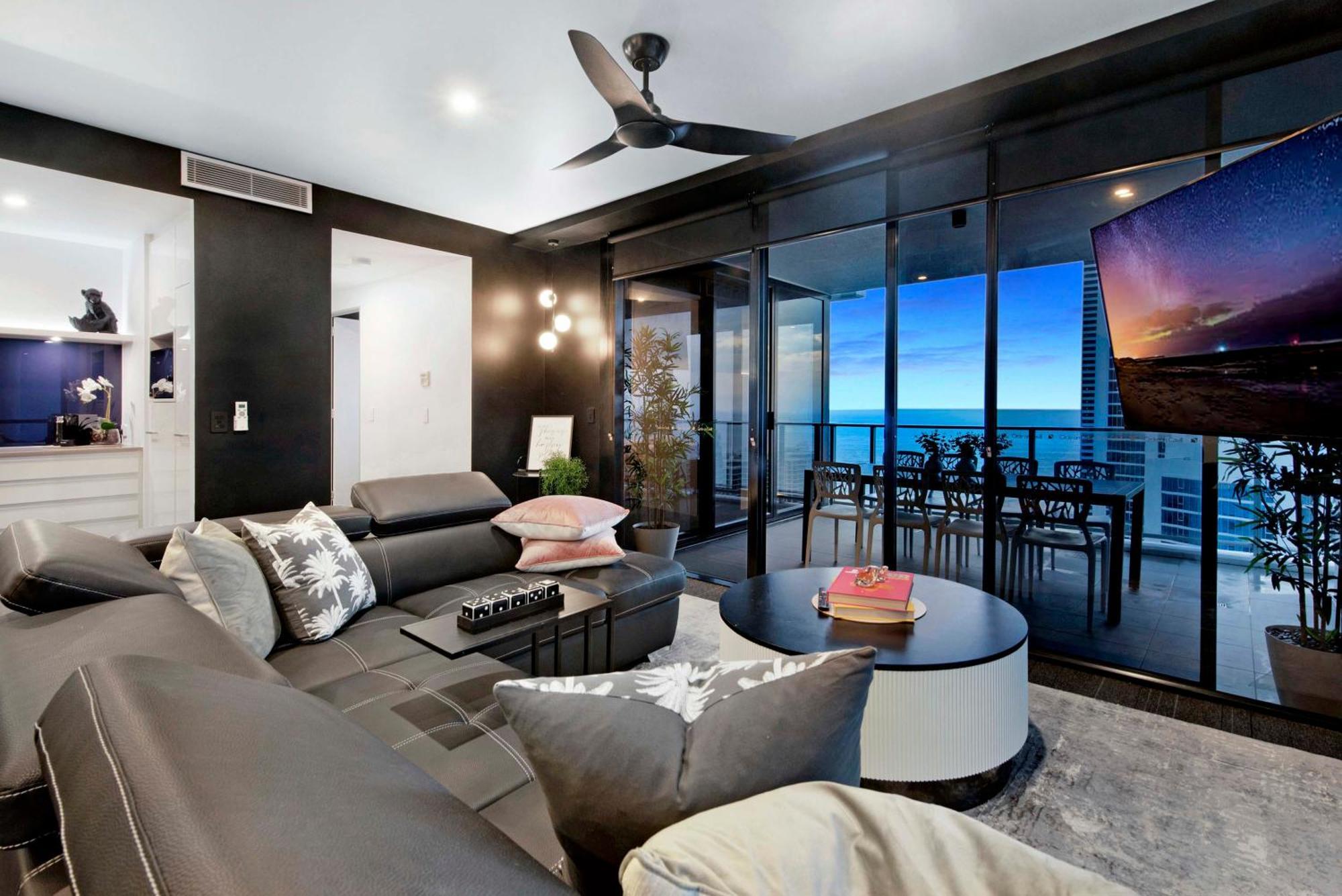 Ocean View Apartments With Balcony - Circle On Cavill - Central Location! - Self Contained & Privately Managed โกลด์โคสต์ ภายนอก รูปภาพ