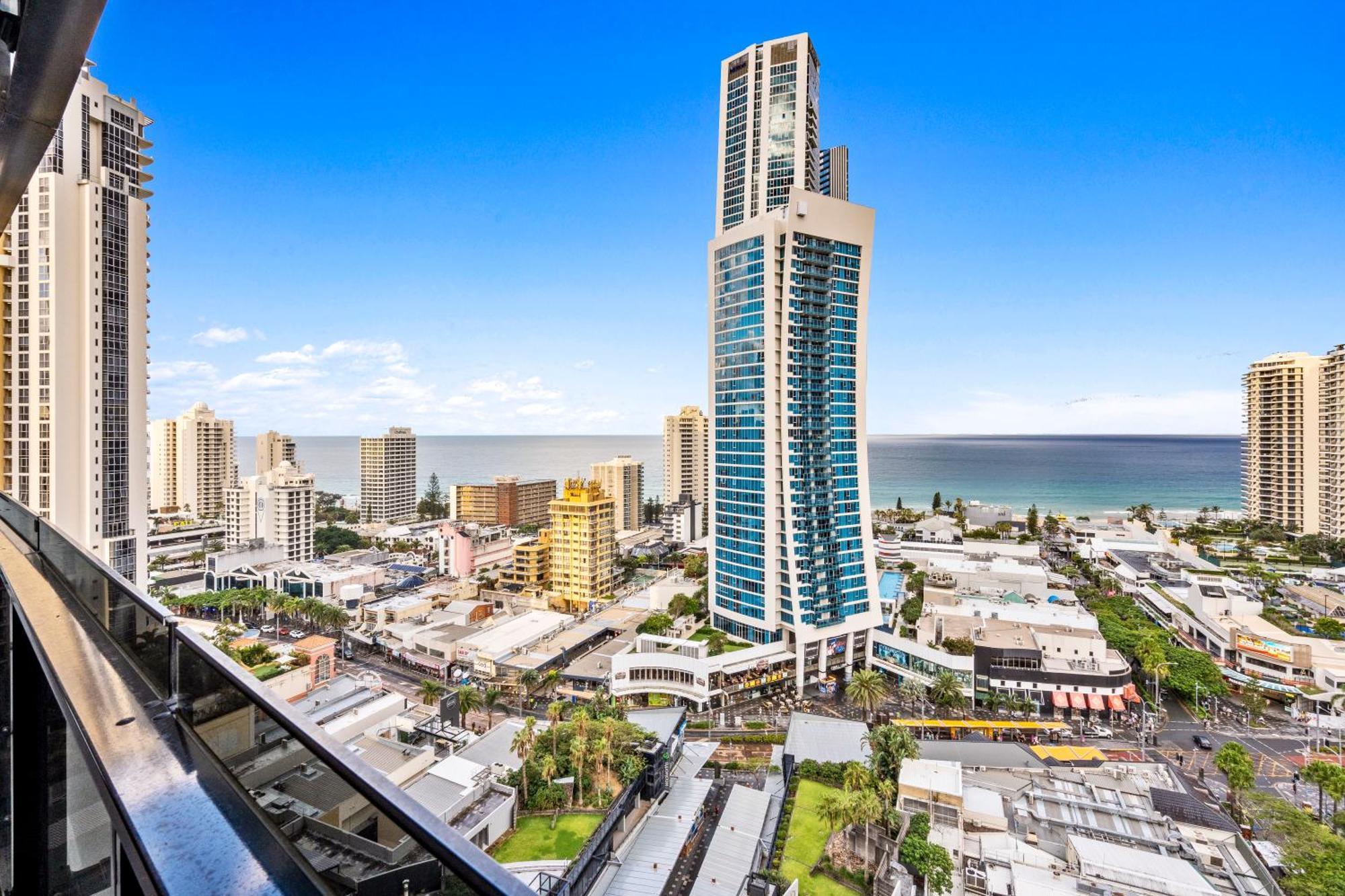 Ocean View Apartments With Balcony - Circle On Cavill - Central Location! - Self Contained & Privately Managed โกลด์โคสต์ ภายนอก รูปภาพ