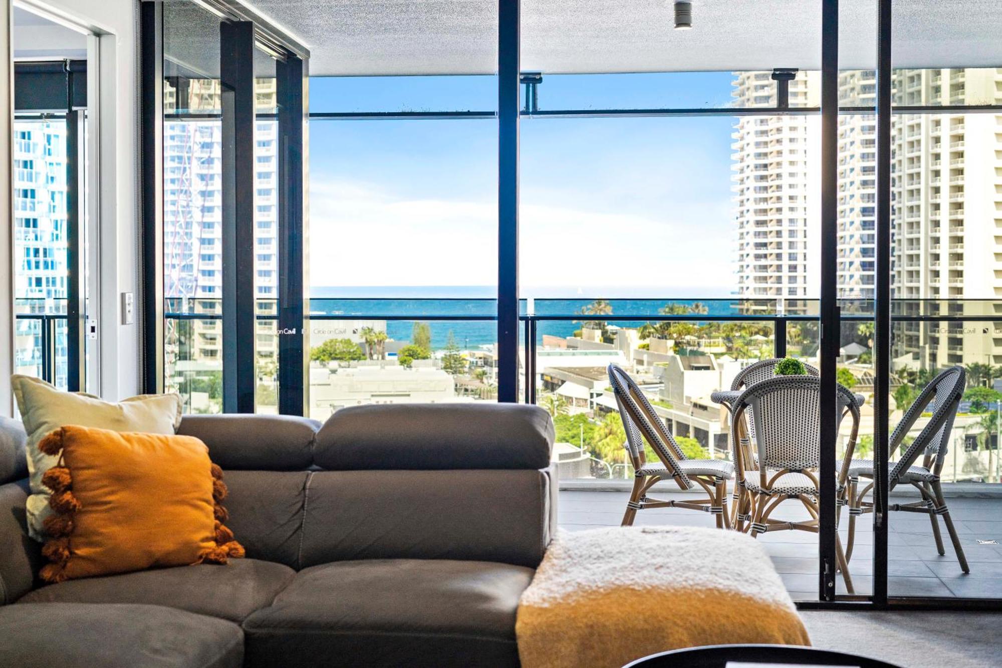Ocean View Apartments With Balcony - Circle On Cavill - Central Location! - Self Contained & Privately Managed โกลด์โคสต์ ภายนอก รูปภาพ